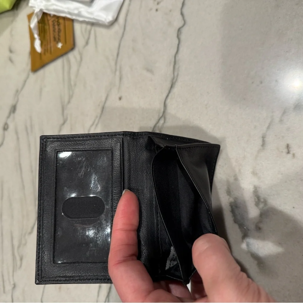 Gallun Calfskin Leather ID & Card Wallet